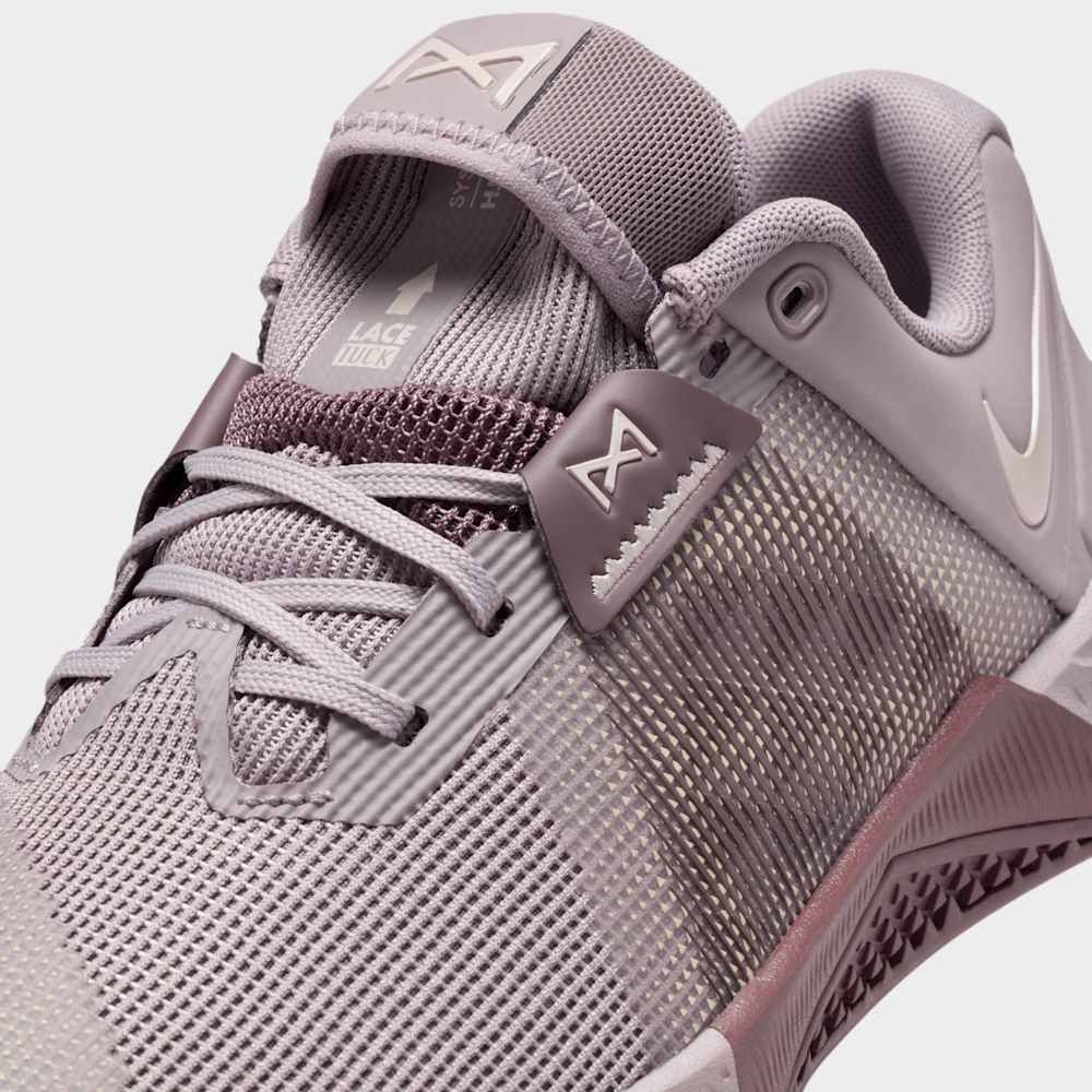 Tenis para entrenamiento para mujer en gris · HQ2620-200 - vista 9
