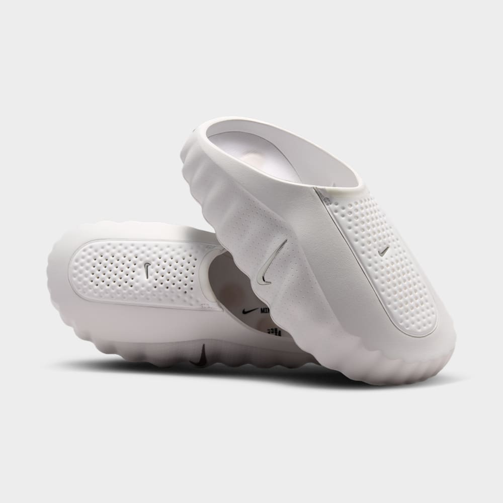 Sandalias y Chanclas de básquetbol para mujer en blanco · HQ4309-101 - vista 1