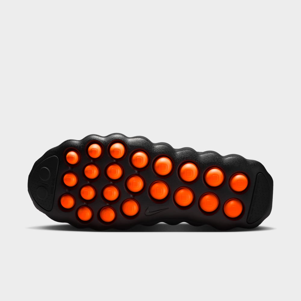 Tenis de básquetbol para mujer en negro · HQ4310-001 - vista 2