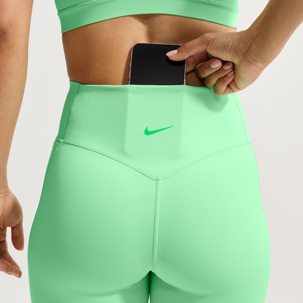Shorts y Pantalonetas para entrenamiento para mujer en verde · HQ6832-336 - vista 6