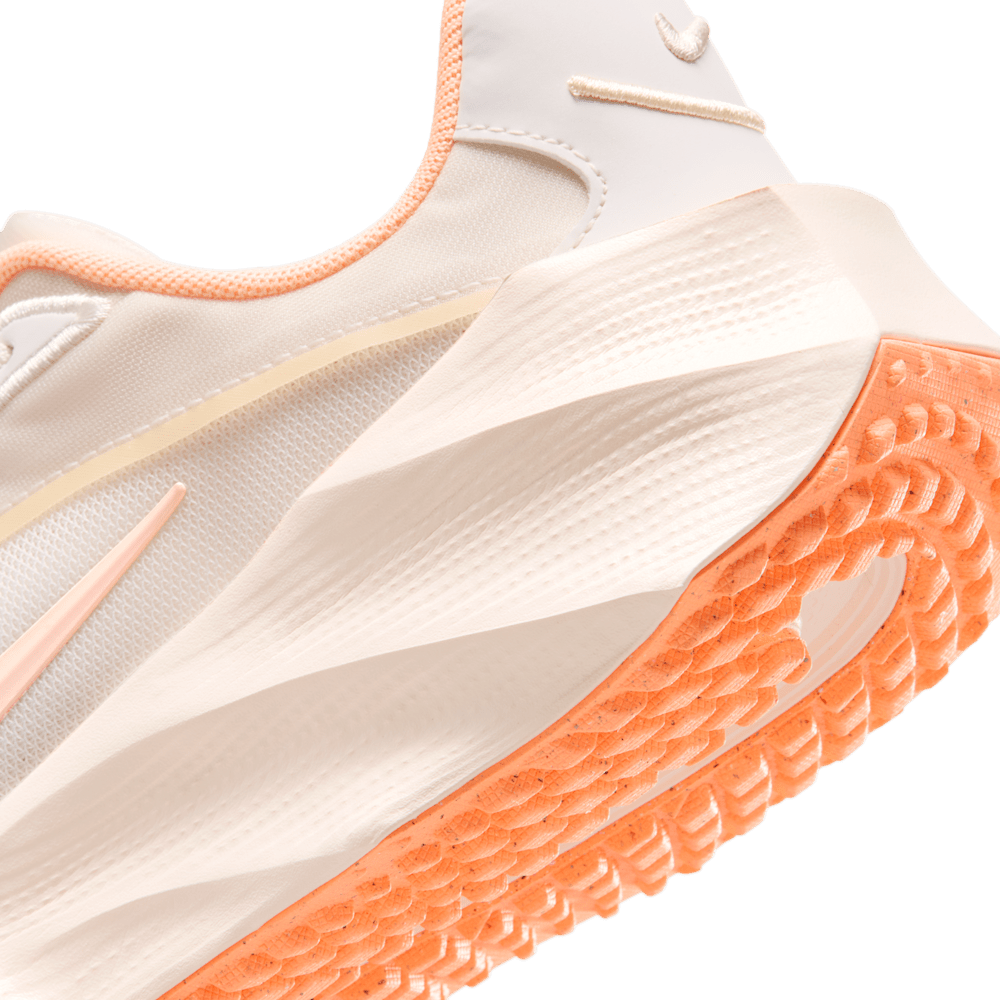 Tenis casual para mujer en blanco · HQ7025-104 - vista 8
