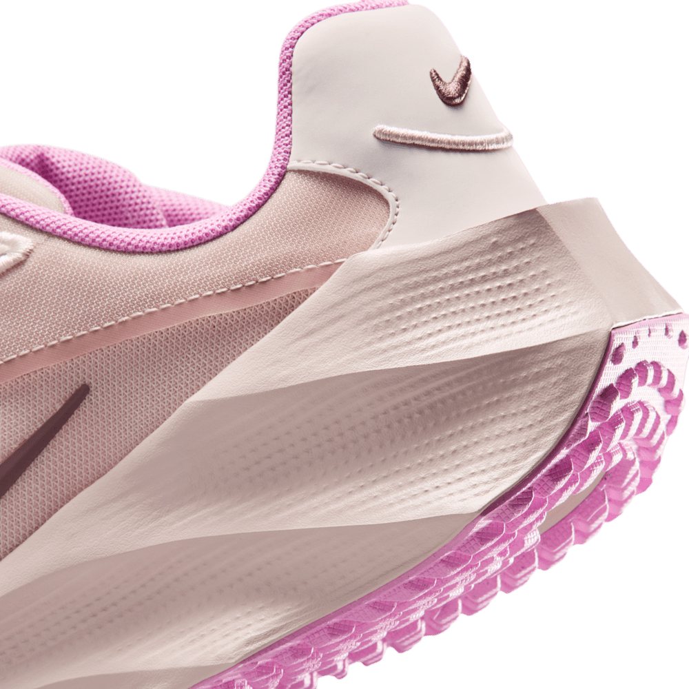 Tenis casual para mujer en rosa · HQ7025-600 - vista 8