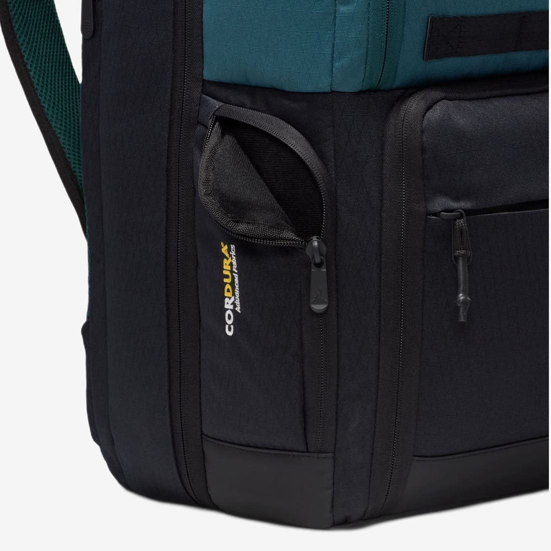 Bolsos y Mochilas para hombre en verde · HQ7229-366 - vista 11