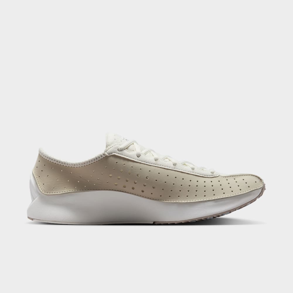 Tenis casual para mujer en blanco · HQ7955-100 - vista 3