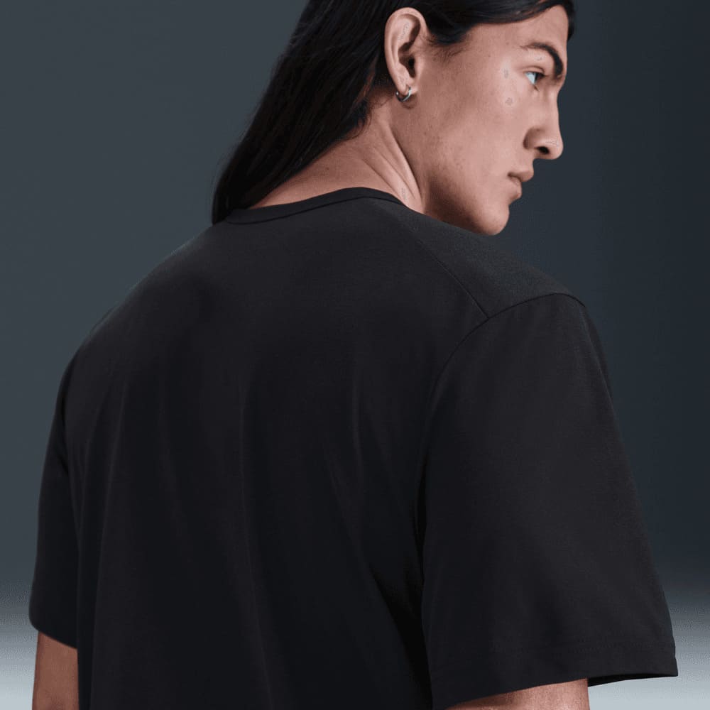Camisetas y esqueletos para entrenamiento para hombre en negro · HV0381-010 - vista 2