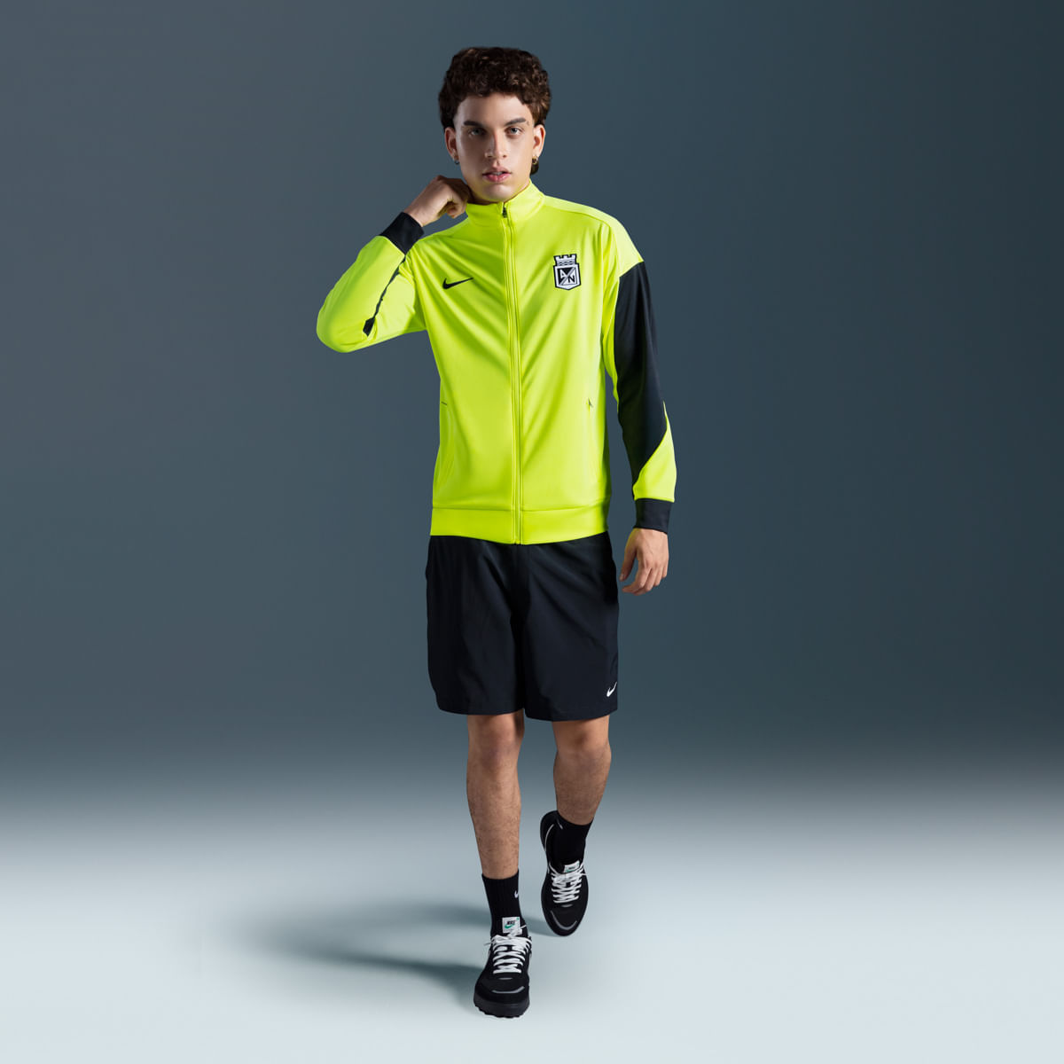 Chaquetas de fútbol para hombre en verde · HV3748-702 - vista 5