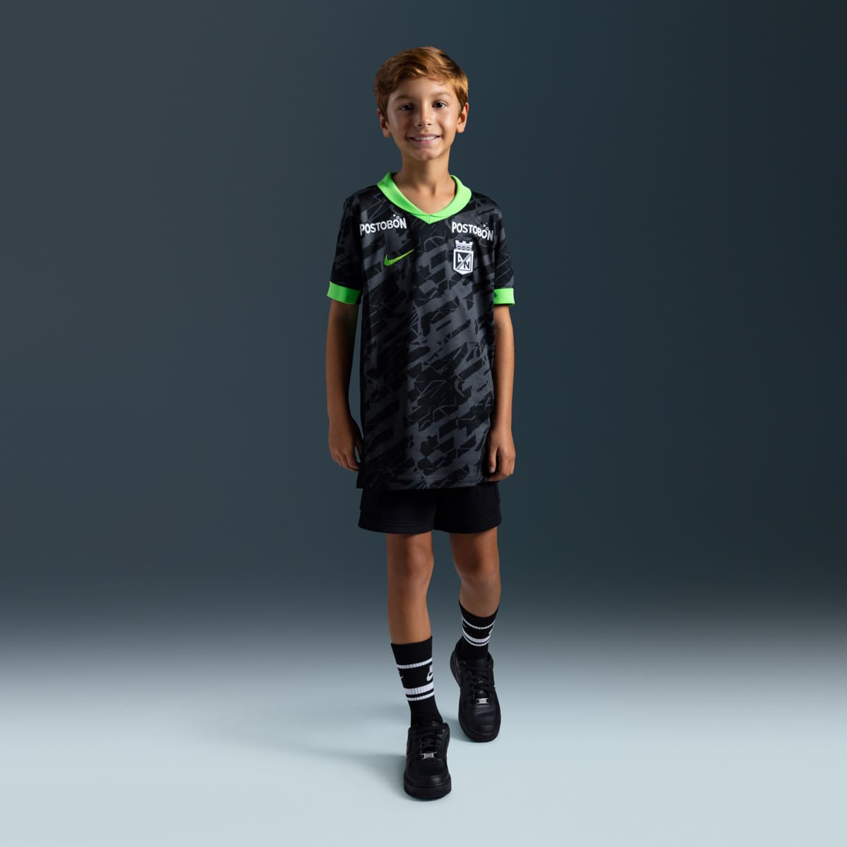 Camisetas y esqueletos de fútbol para niño en negro · HV3940-010 - vista 4