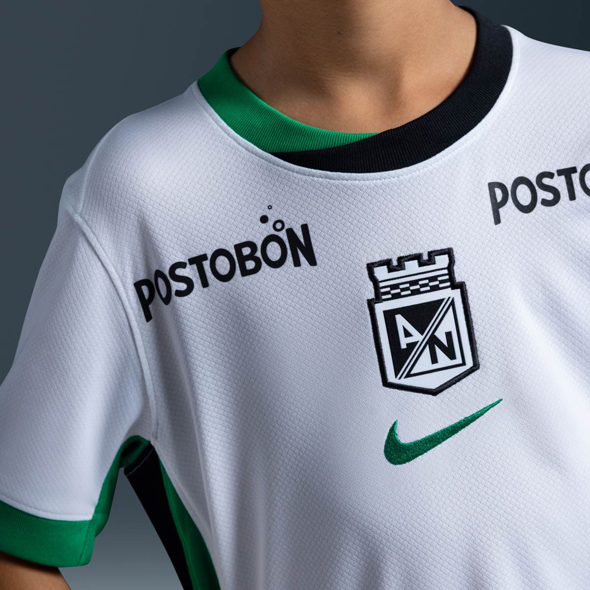 Camisetas y esqueletos de fútbol para niño en blanco · HV3942-100 - vista 3