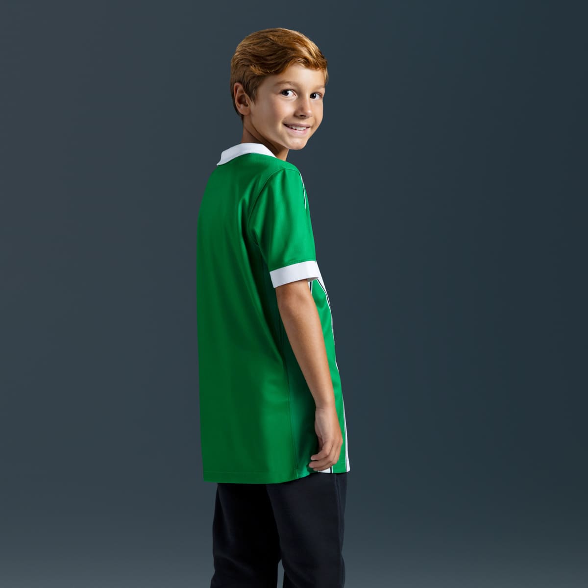 Camisetas y esqueletos de fútbol para niño en verde · HV3945-300 - vista 2