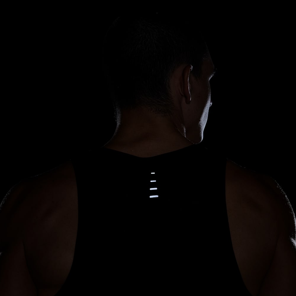 Camisetas y esqueletos para correr para hombre en negro · HV5210-010 - vista 8
