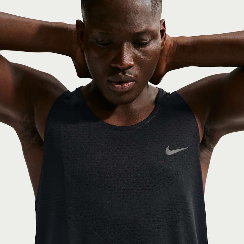 Camisetas y esqueletos para correr para hombre en negro · HV5210-010 - vista 11