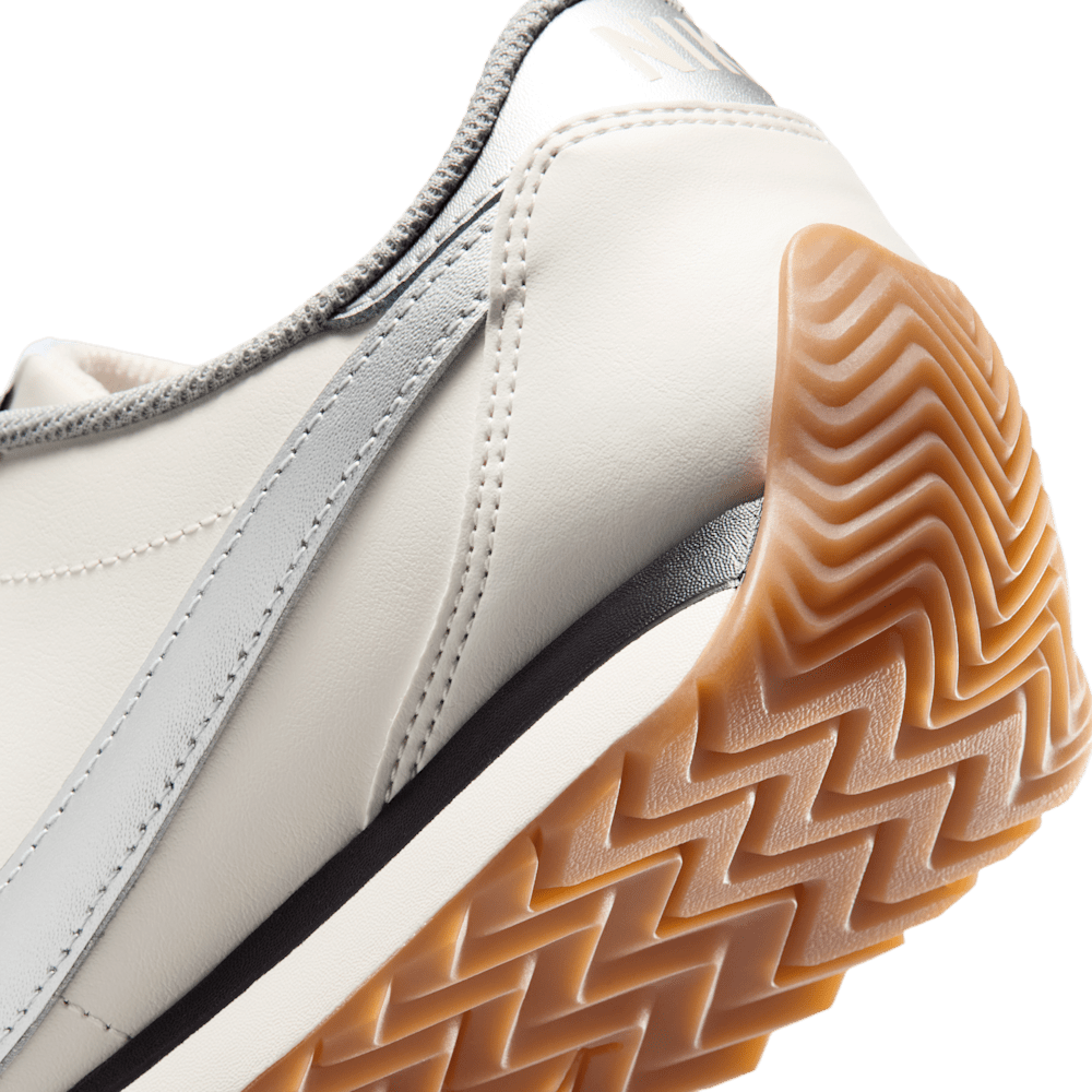 Tenis casual para mujer en blanco · HV6430-102 - vista 8