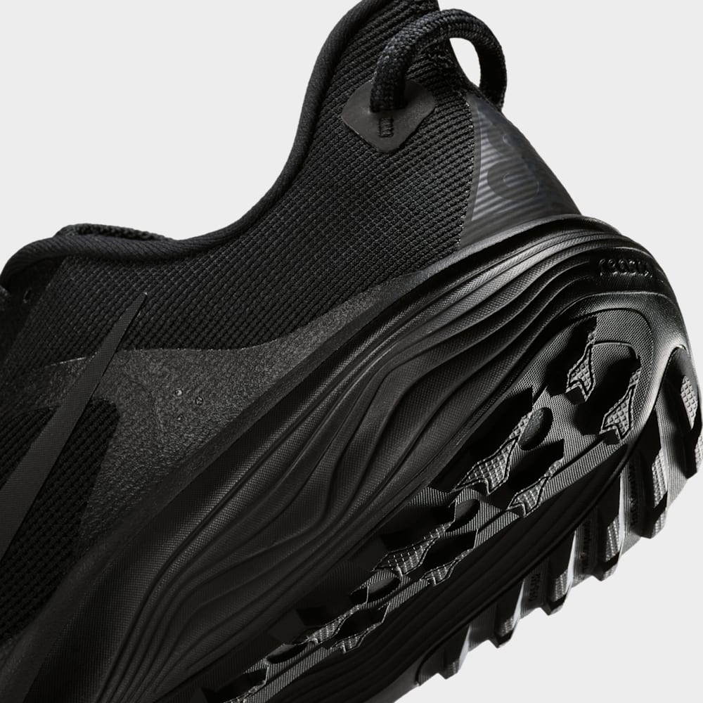 Tenis para correr para hombre en negro · HV8116-002 - vista 8
