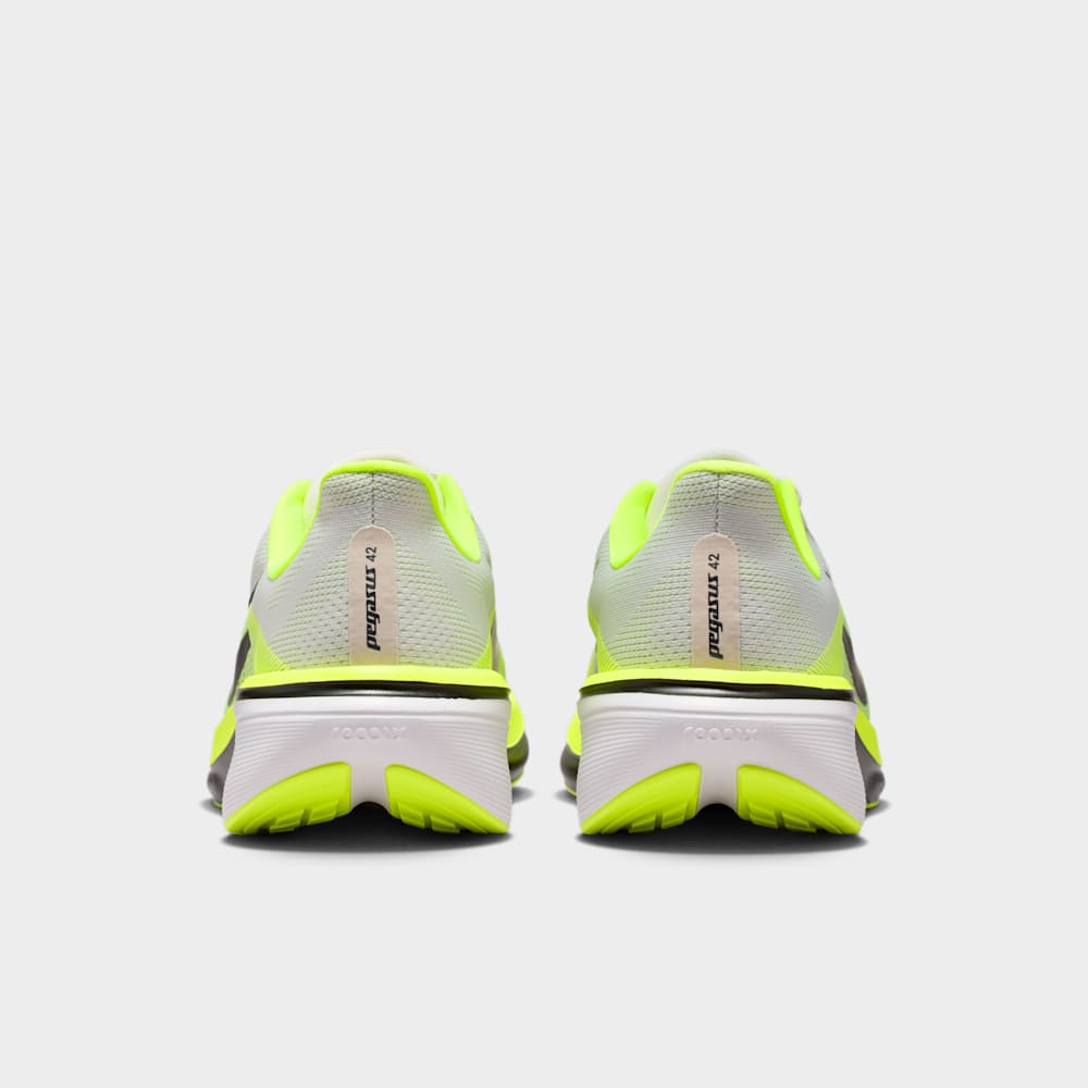 Tenis para correr para hombre en gris · IB1873-008 - vista 6