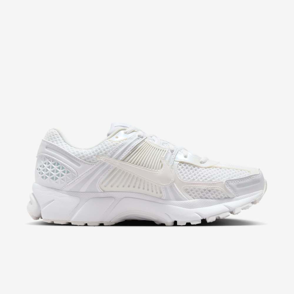Tenis casual para mujer en blanco · IB4397-100 - vista 3