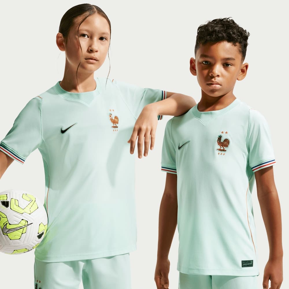 Camisetas y esqueletos de fútbol para niño en verde · IB5202-394 - vista 1
