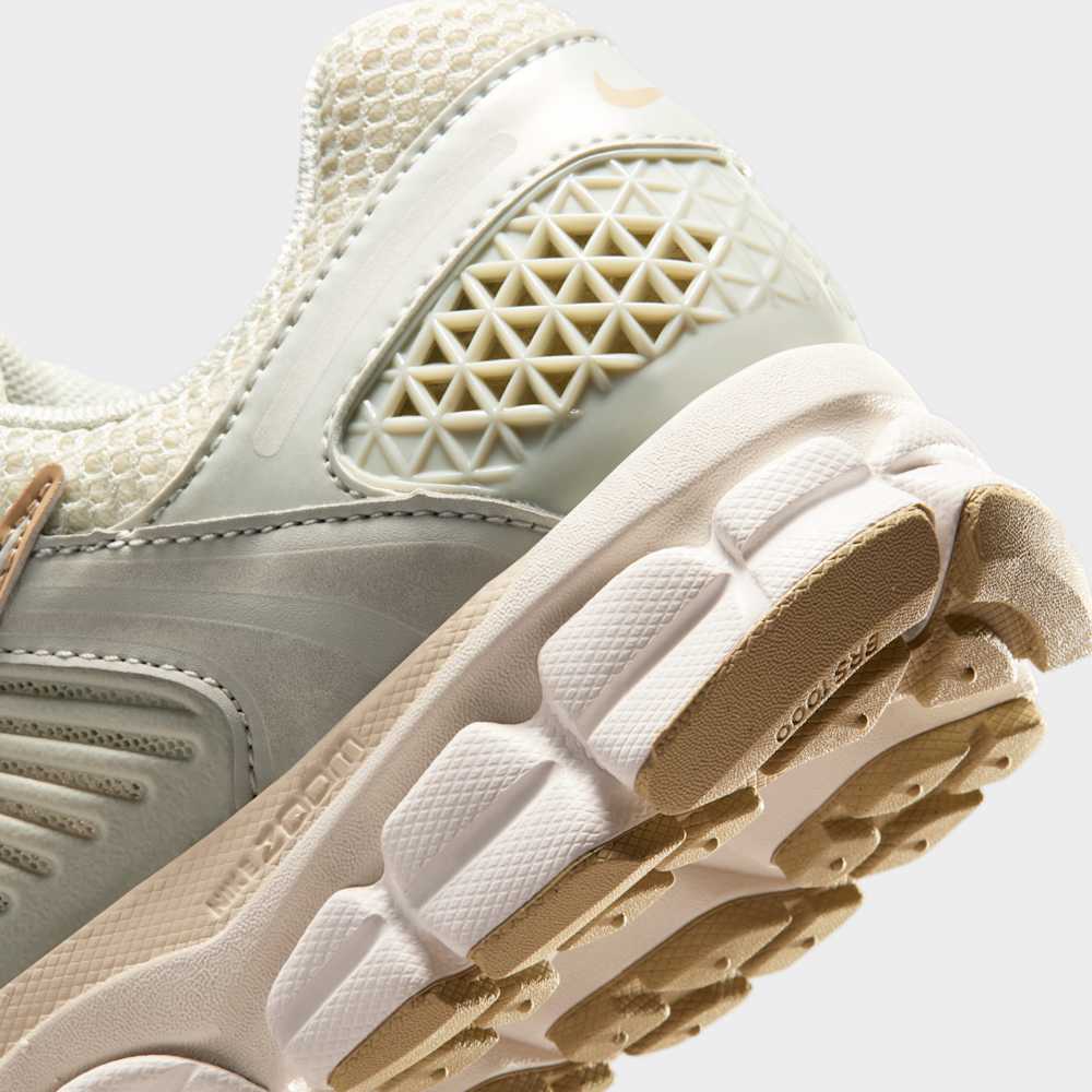 Tenis casual para mujer en gris · IB8929-003 - vista 8