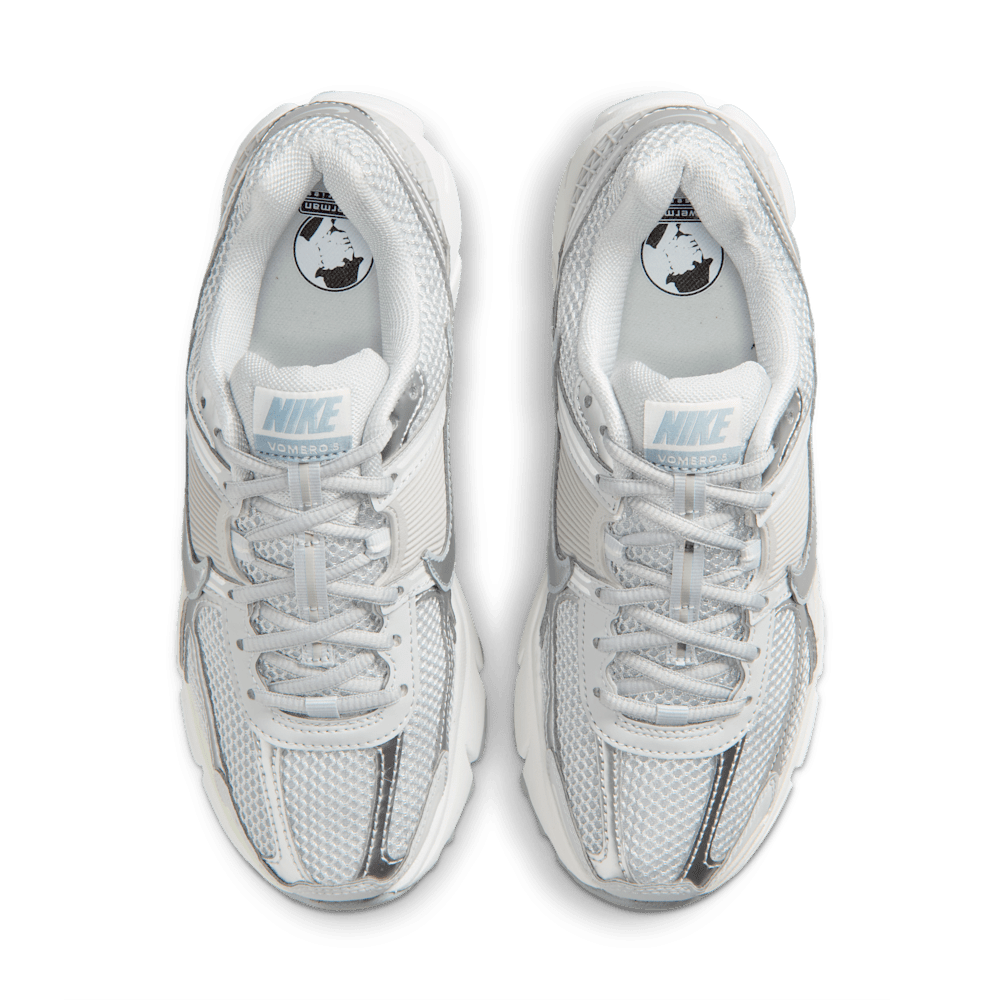 Tenis casual para mujer en gris · IB8929-004 - vista 4