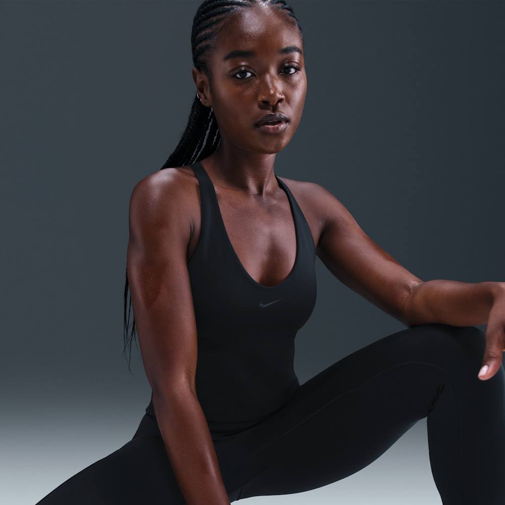 Camisetas y esqueletos para entrenamiento para mujer en negro · IF0950-010 - vista 3