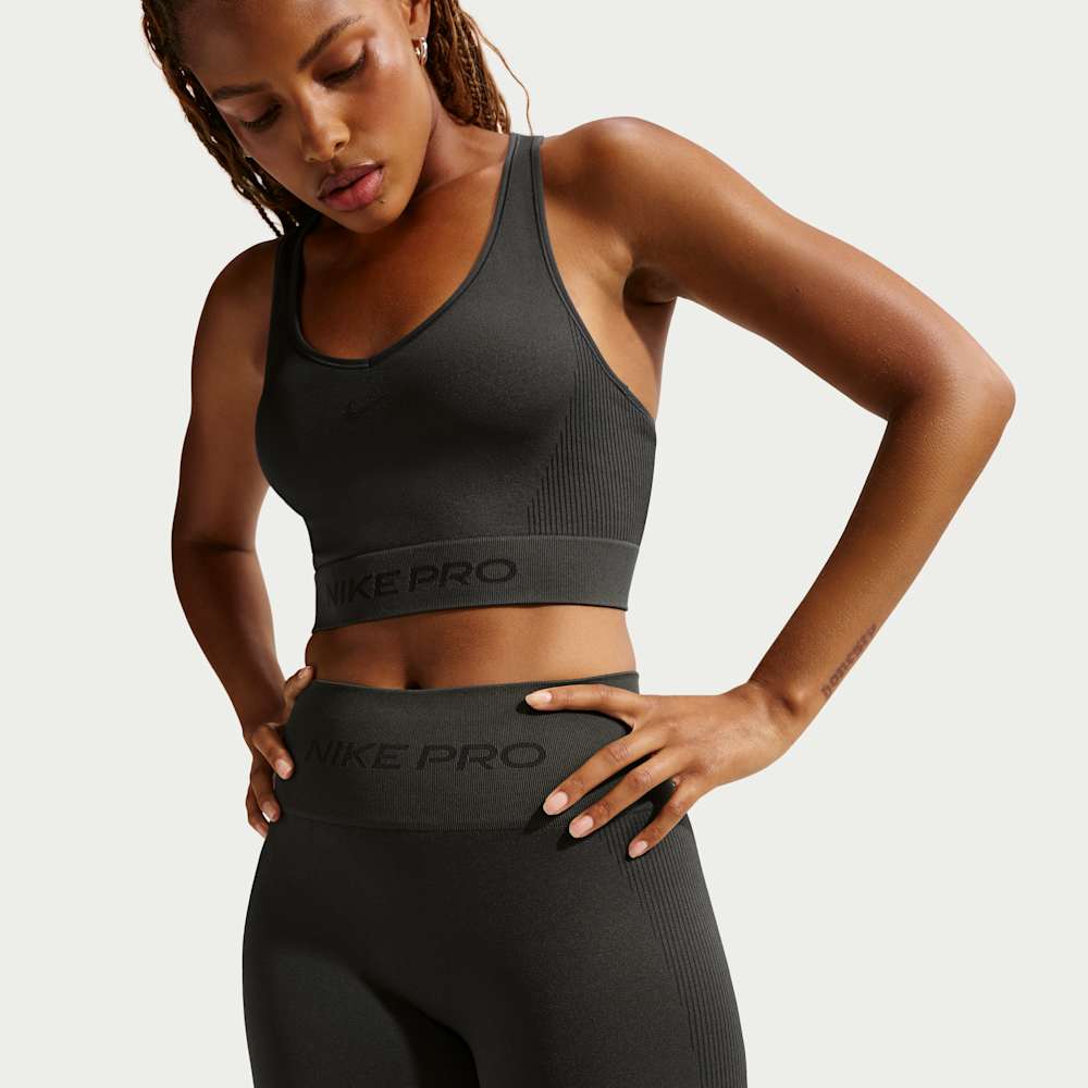 Shorts y Pantalonetas para entrenamiento para mujer en gris · IF1210-070 - vista 2