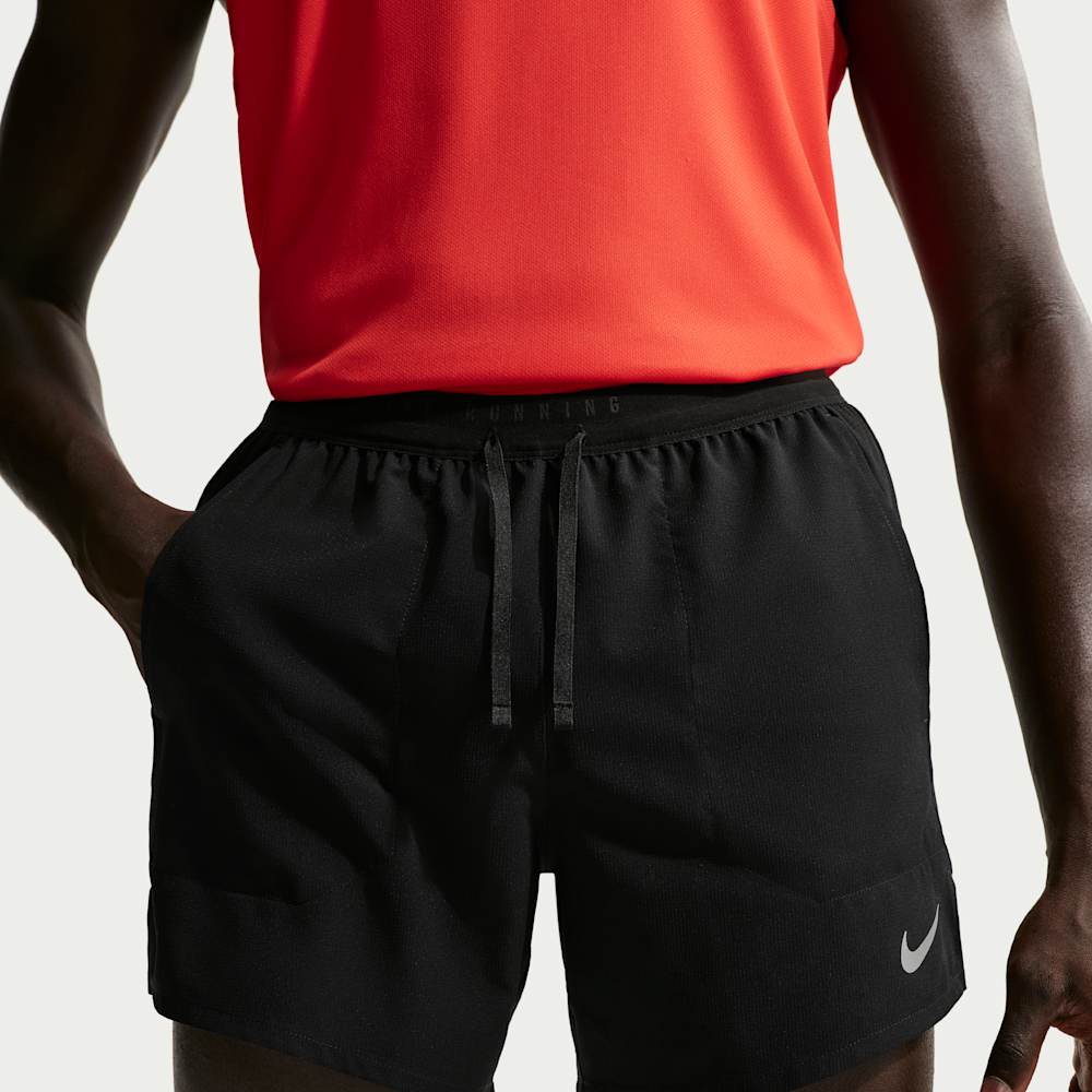 Shorts y Pantalonetas para correr para hombre en negro · IF2034-010 - vista 2