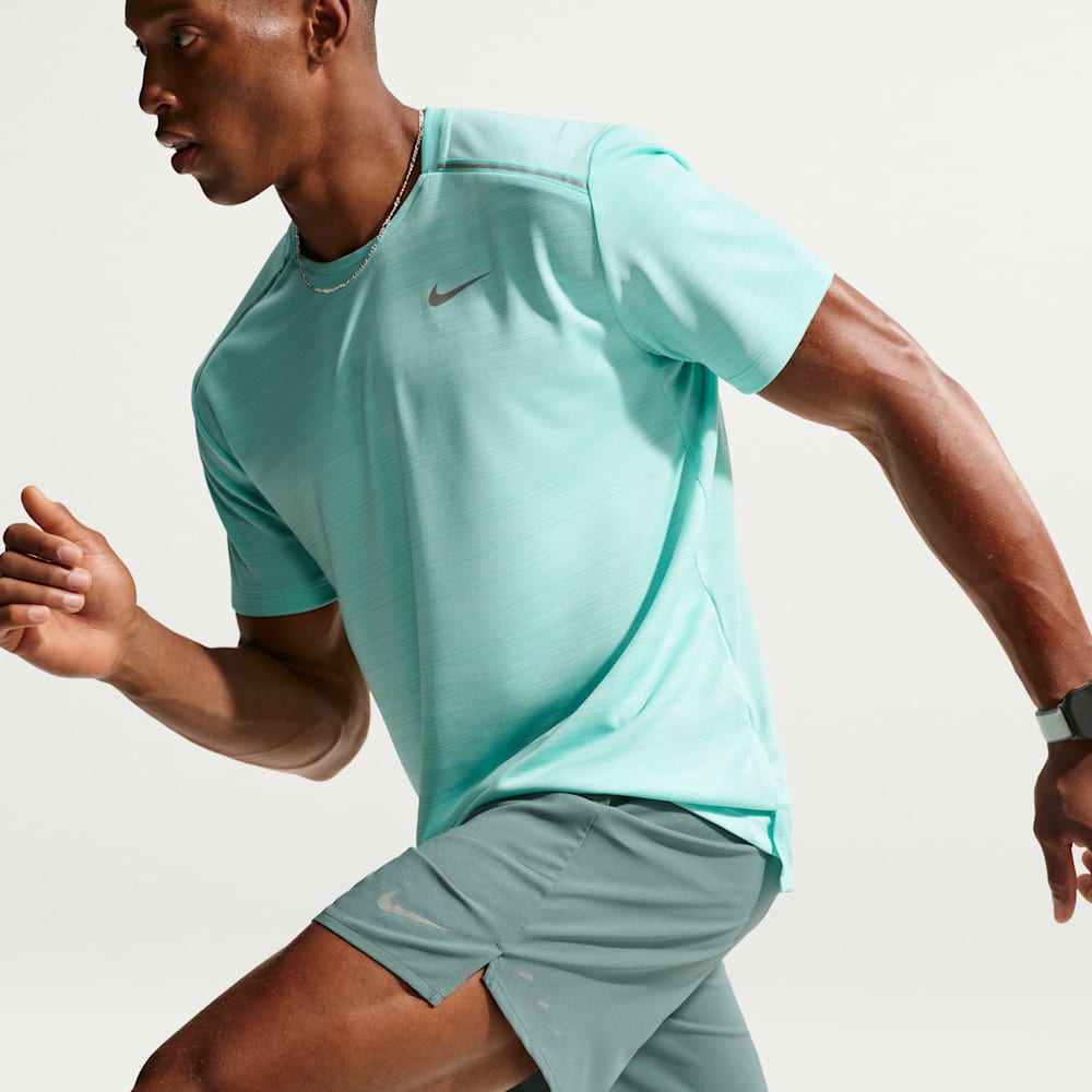 Shorts y Pantalonetas para correr para hombre en gris · IF2046-382 - vista 4