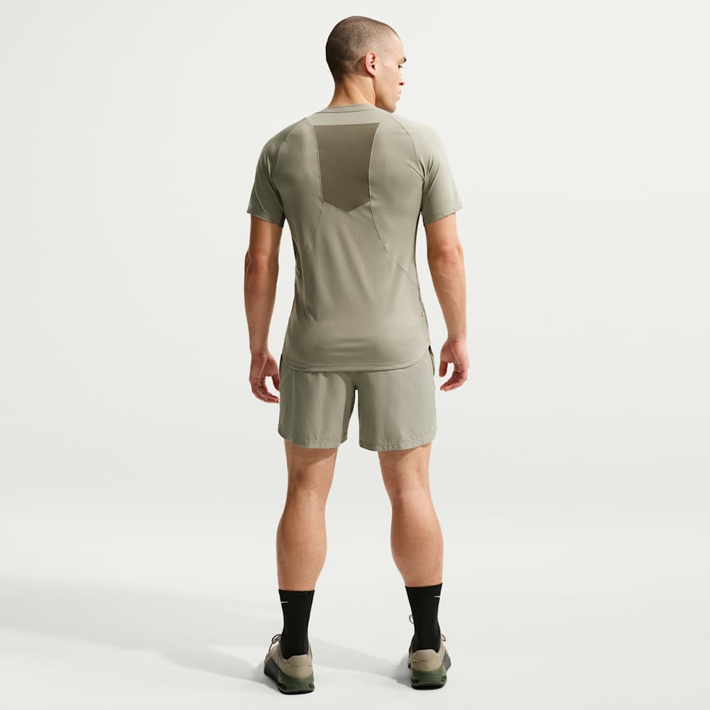 Camisetas y esqueletos para entrenamiento para hombre en verde · IF2214-320 - vista 5