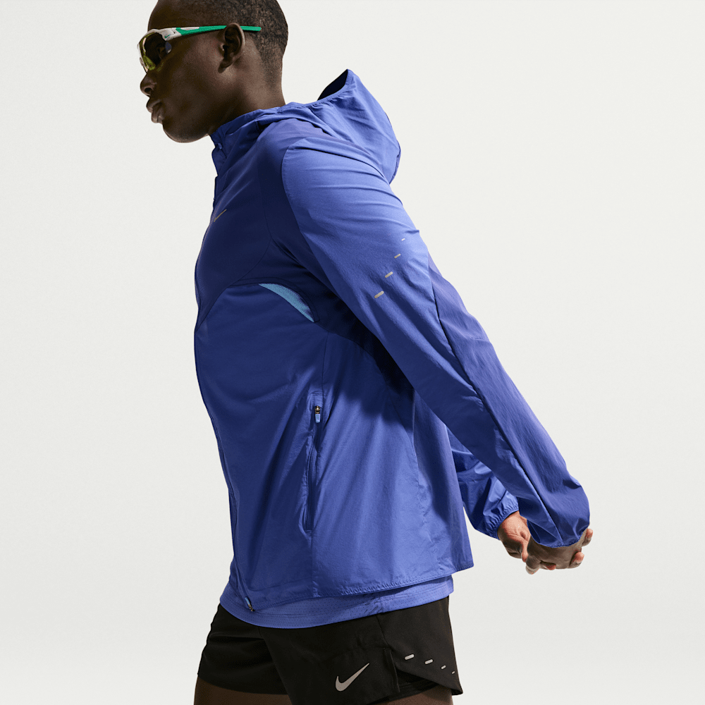 Chaquetas para correr para hombre en azul · IF2367-455 - vista 3