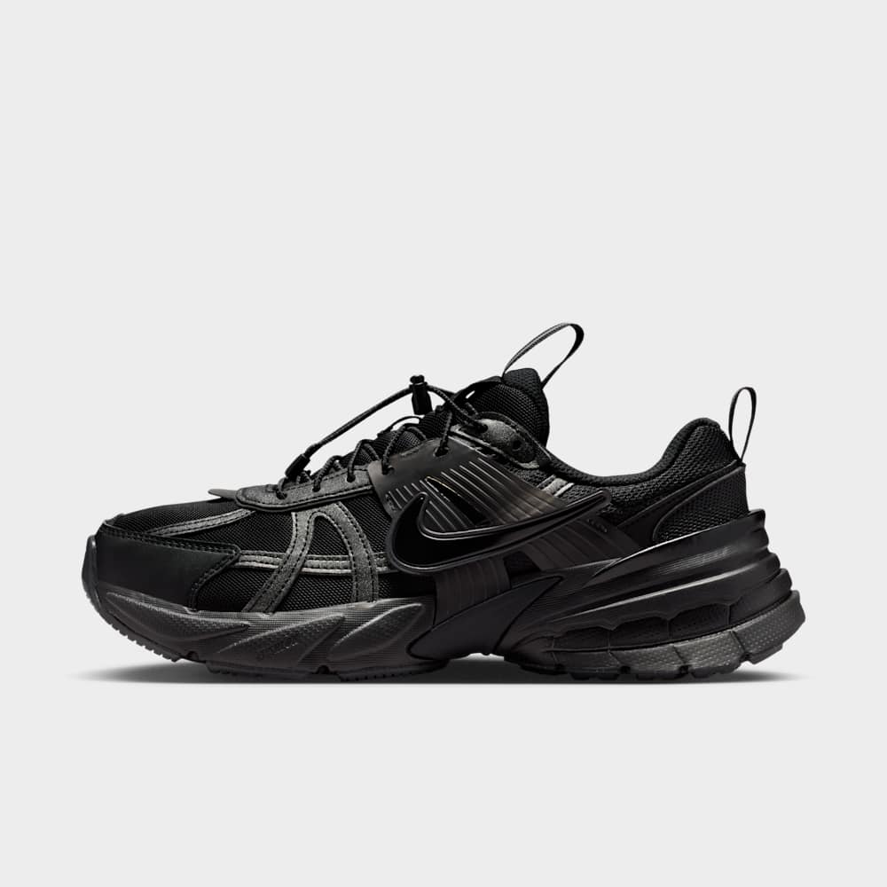 Tenis casual para mujer en negro · IH0388-001 - vista 1