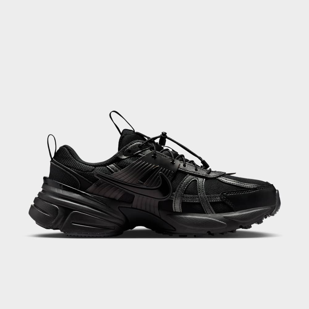 Tenis casual para mujer en negro · IH0388-001 - vista 3