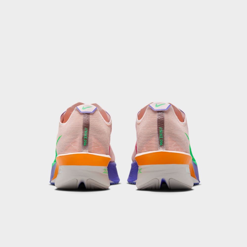 Tenis para correr para hombre en rosa · IH0869-605 - vista 6