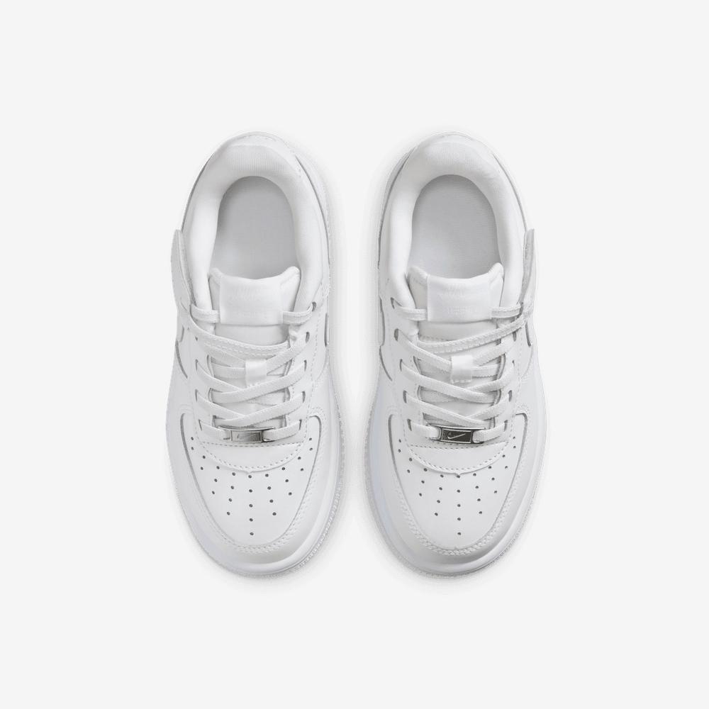 Tenis casual para niño en blanco · IH4498-101 - vista 4