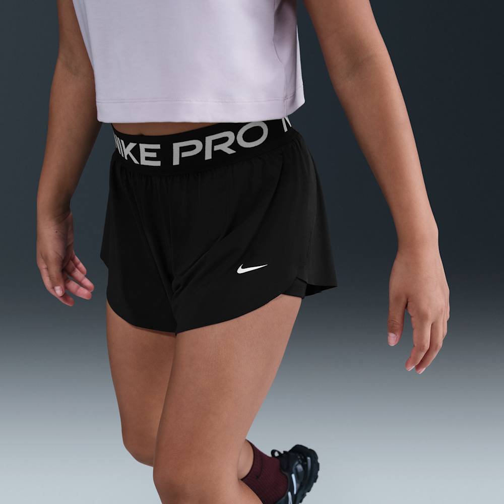 Shorts y Pantalonetas para entrenamiento para niña en negro · II3640-010 - vista 2
