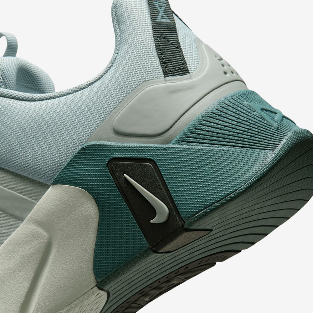 Tenis para entrenamiento para hombre en gris · II7405-003 - vista 8