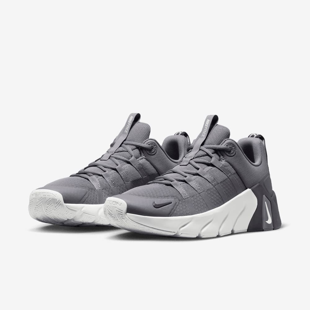 Tenis para entrenamiento para hombre en gris · II7405-005 - vista 5