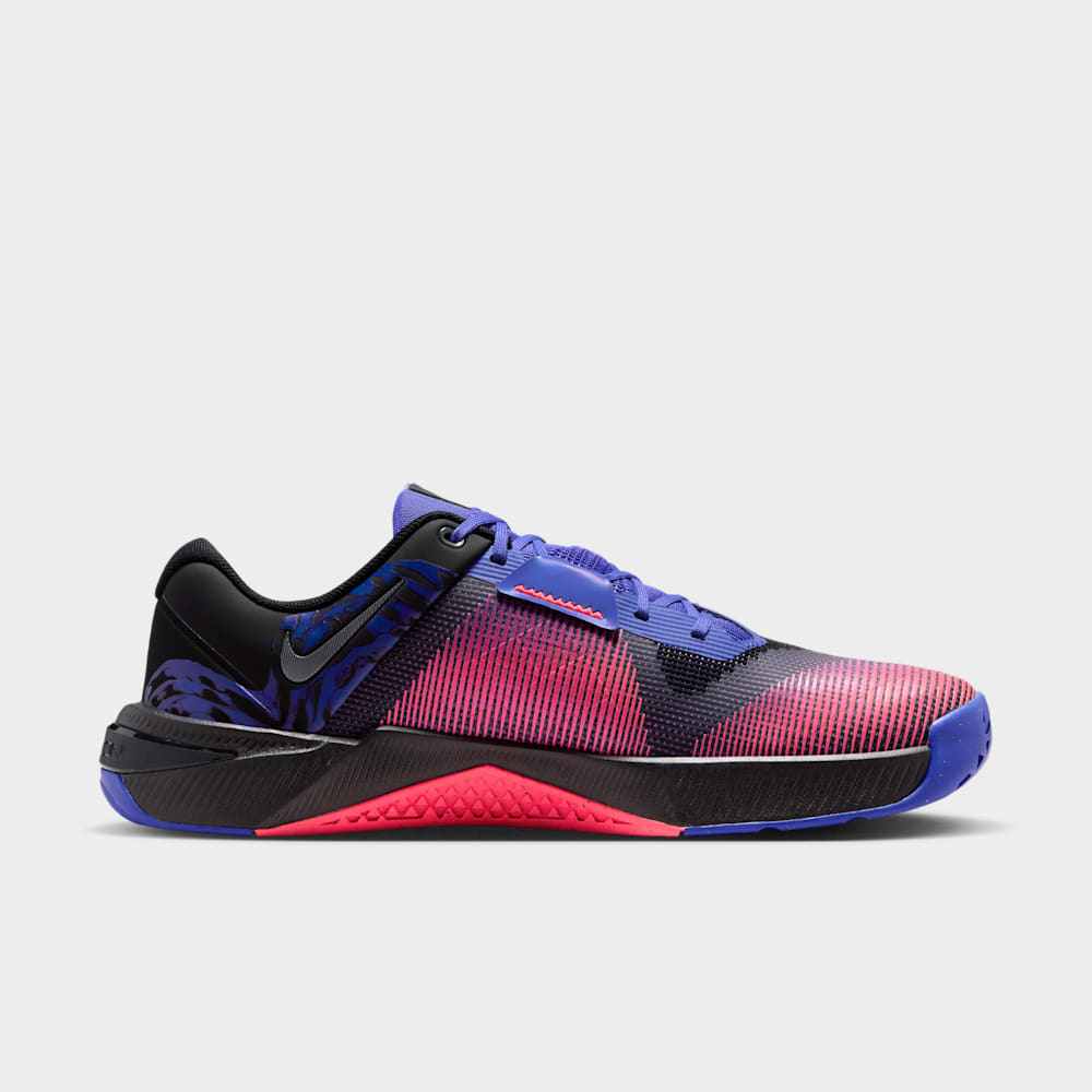 Tenis para entrenamiento para hombre en negro · IM3571-001 - vista 3