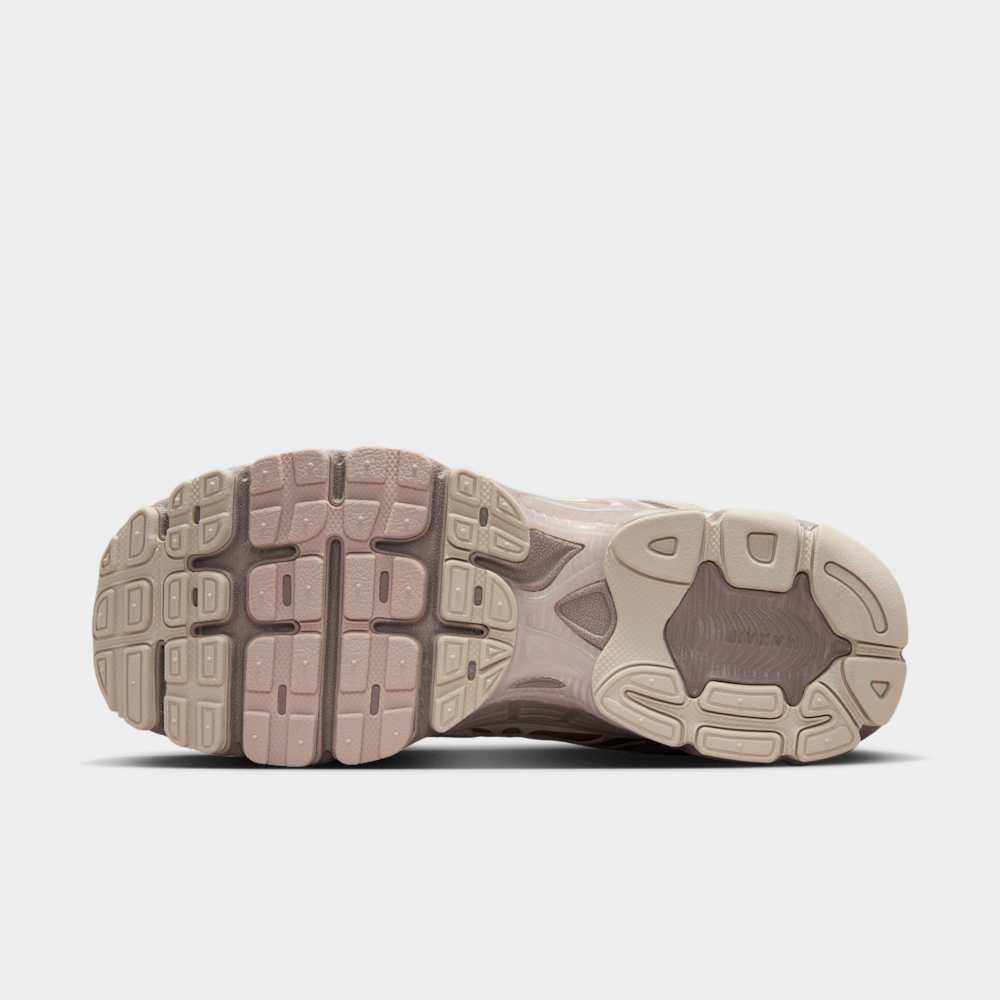 Tenis casual para mujer en marrón · IM9570-200 - vista 2