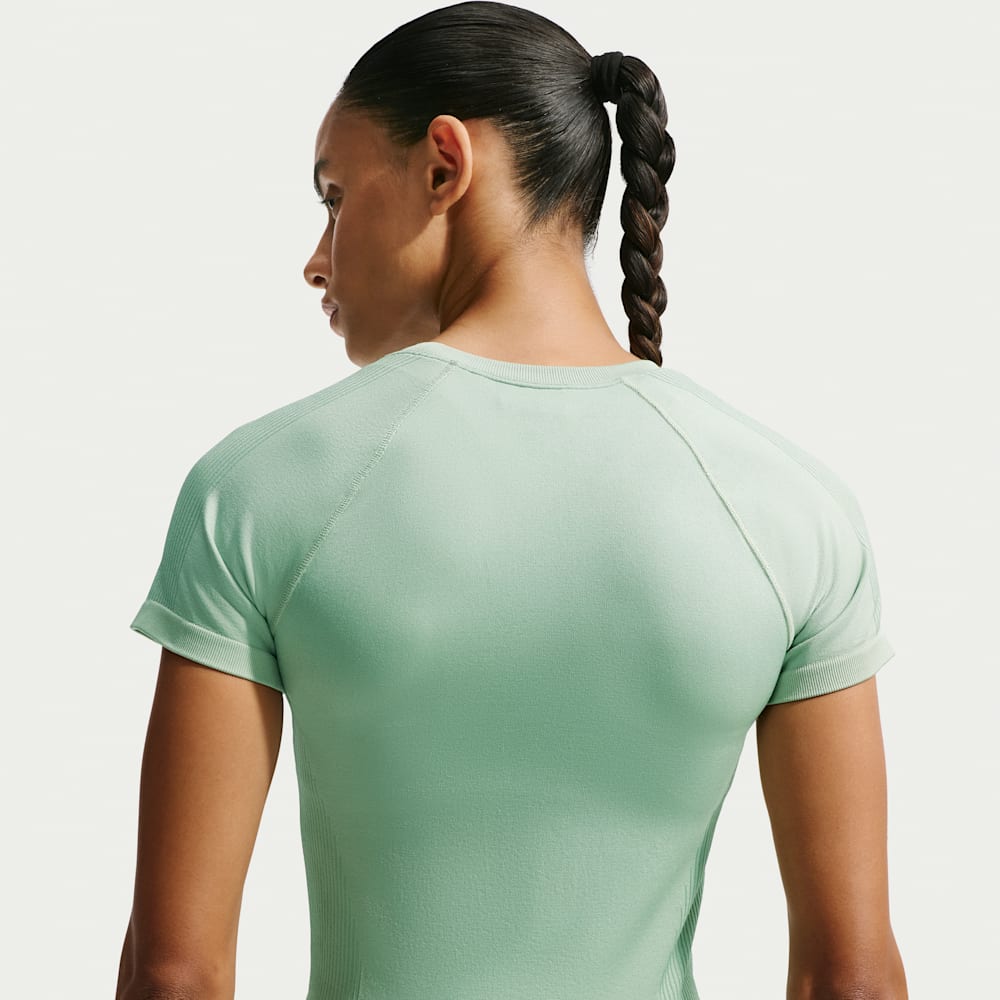 Camisetas y esqueletos para entrenamiento para mujer en verde · IM9972-006 - vista 2