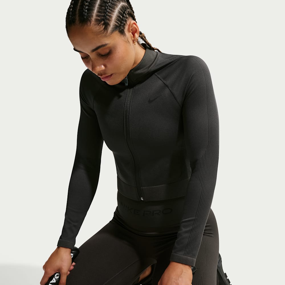 Camisetas y esqueletos para entrenamiento para mujer en gris · IO4466-070 - vista 3
