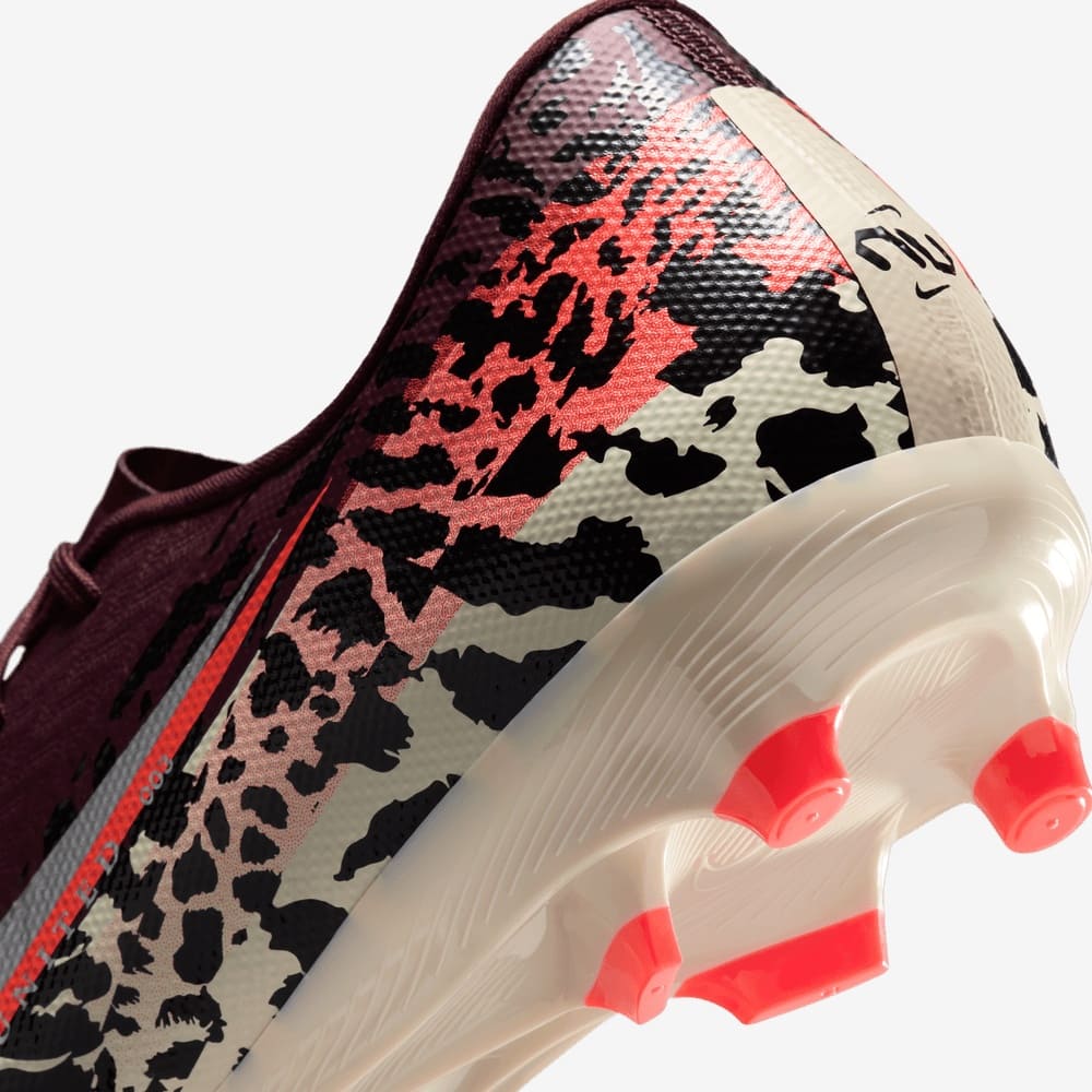 Guayos de fútbol para hombre en rojo · IO8443-661 - vista 8