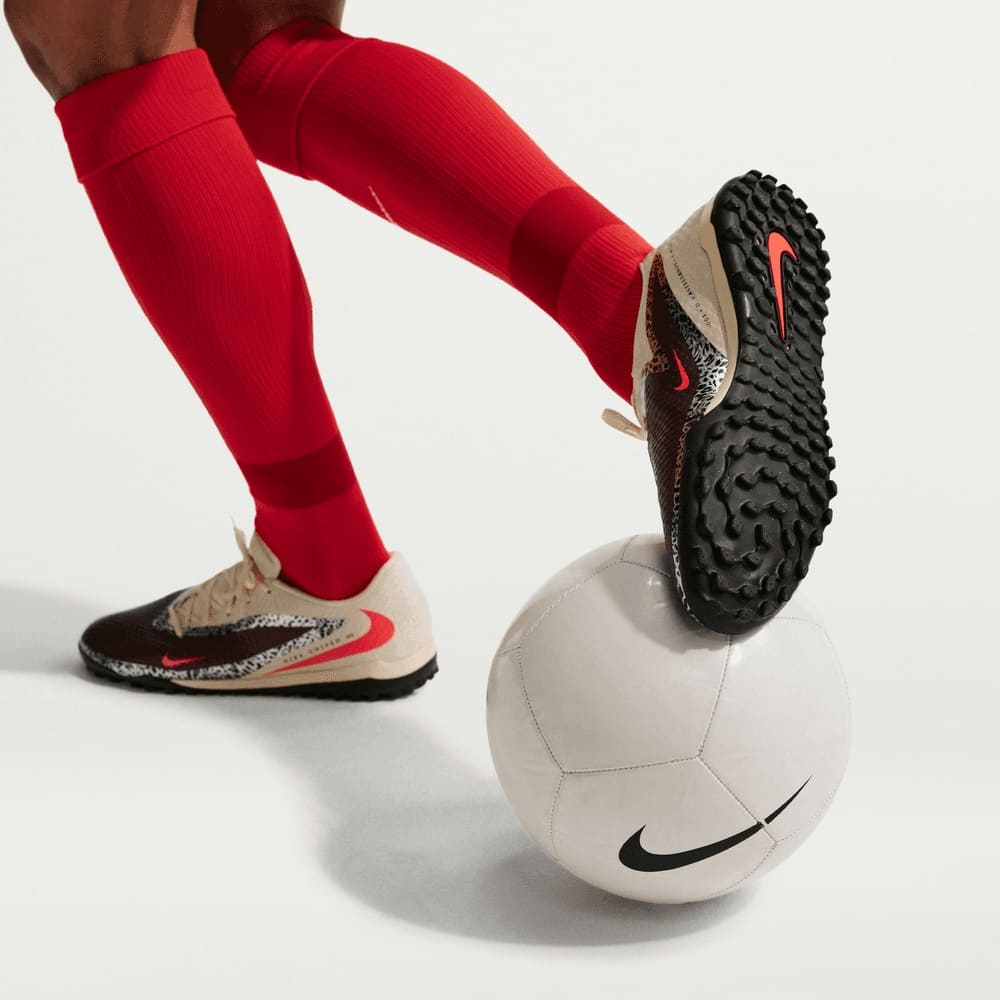 Guayos de fútbol para hombre en rojo · IO8449-661 - vista 9