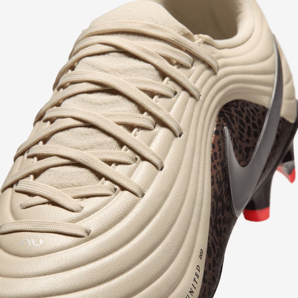 Guayos de fútbol para hombre en marrón · IO8461-201 - vista 7
