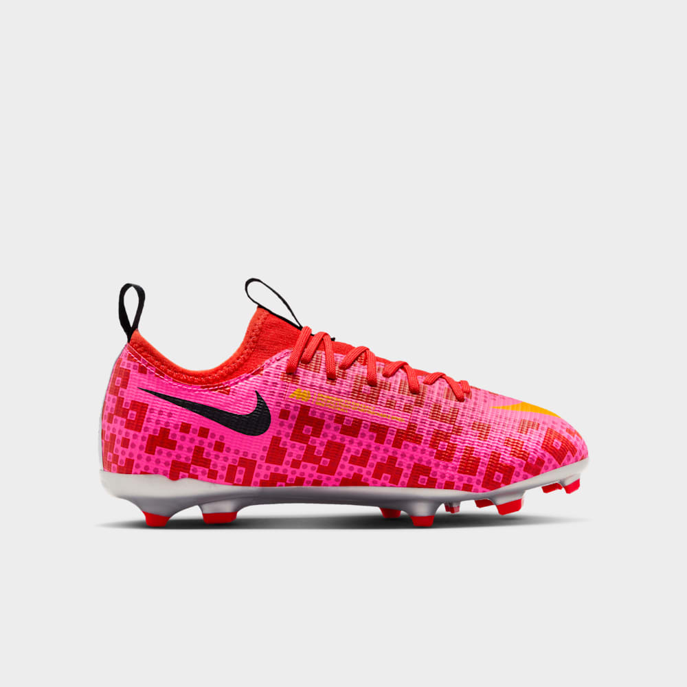 Guayos de fútbol para niño en rosa · IQ3580-601 - vista 3