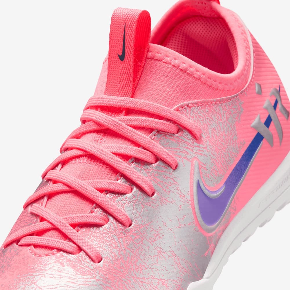 Tenis de fútbol para niño en rosa · IQ9961-640 - vista 7