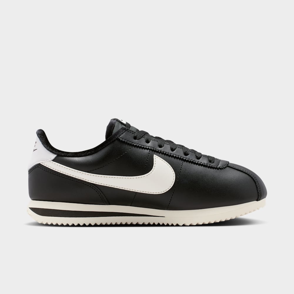 Tenis casual para mujer en negro · IV5675-001 - vista 3