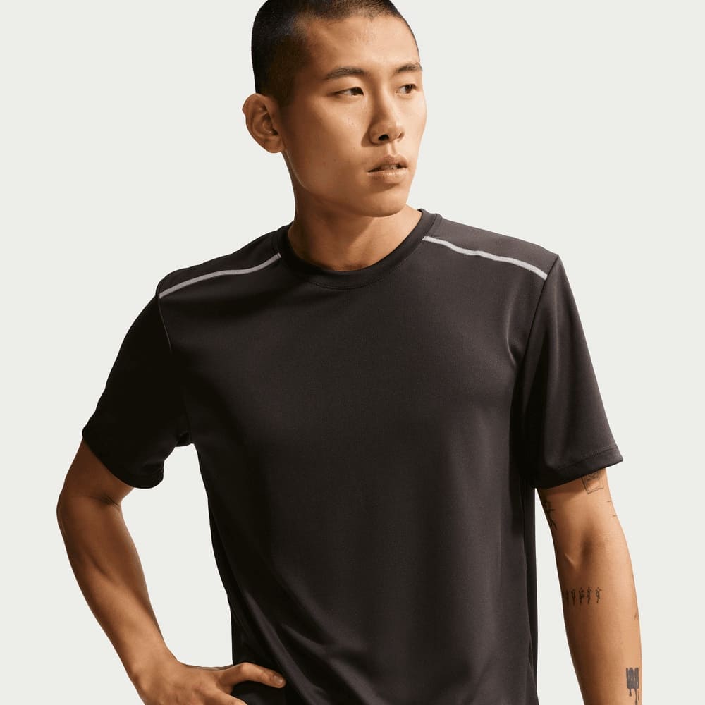 Camisetas y esqueletos para correr para hombre en negro · IW1077-009 - vista 1