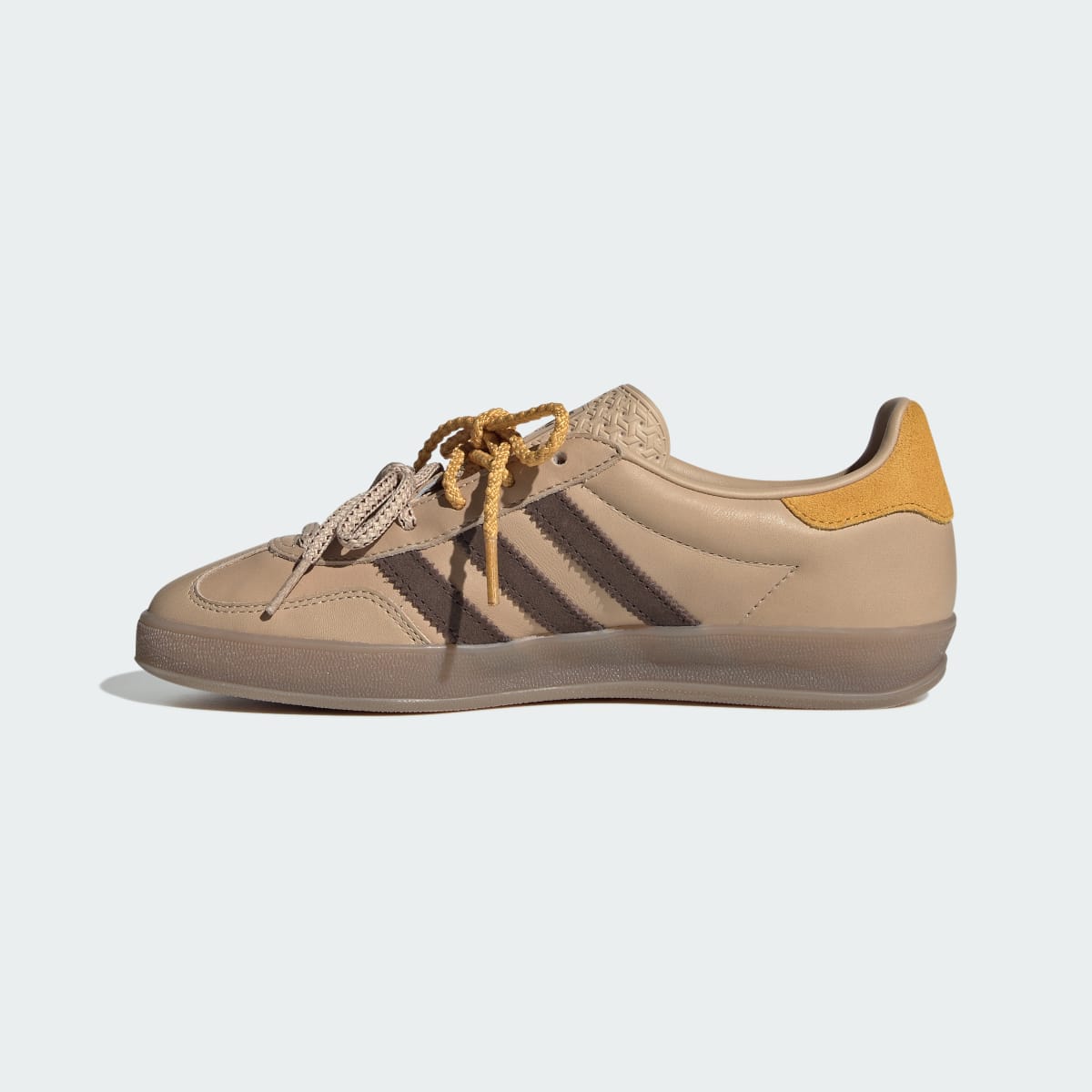 Tenis casuales para mujer color beige y café - vista 8