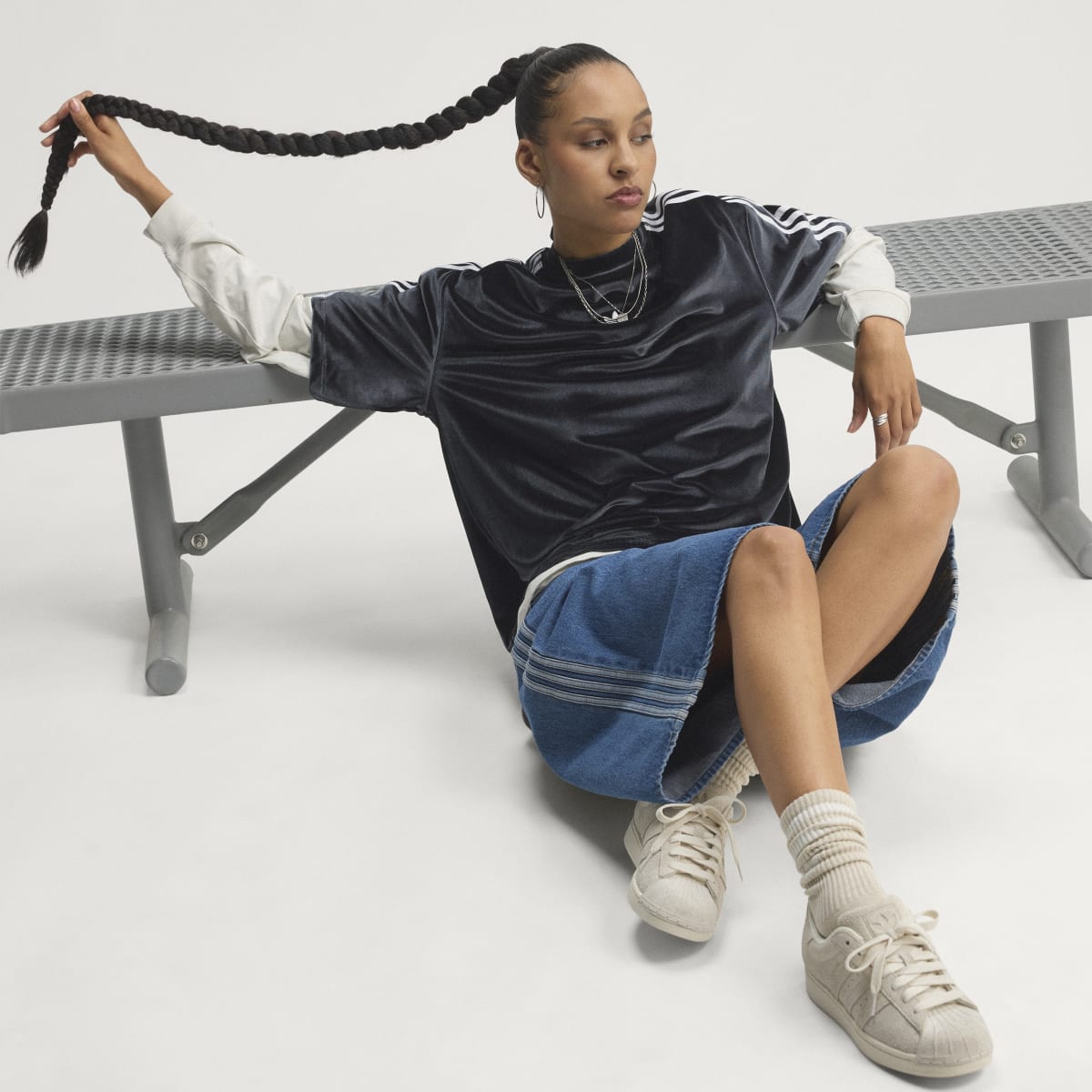 Tenis casuales para mujer color blanco y gris - vista 4