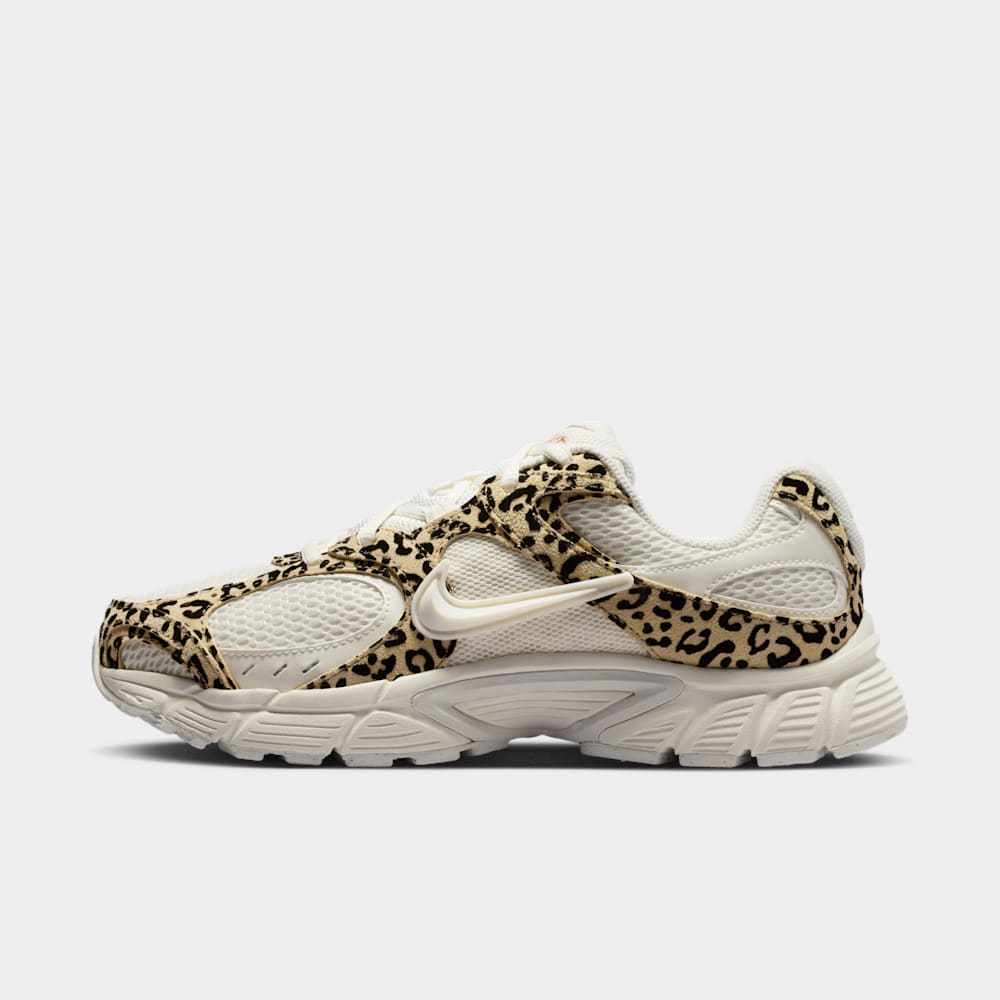 Tenis casual para mujer en blanco · IR5823-133 - vista 1