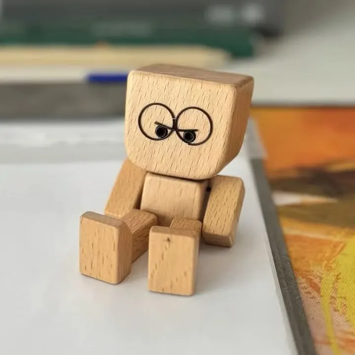 🔥Shaking Feet Wooden Doll - Sways with 12 Pcs Magnetic Expressions